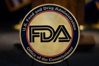 A photo of the insignia for the Food and Drug Administration.